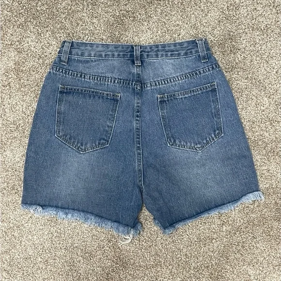 SHEIN Denim Shorts BRAND NEW NEVER WORN Size 26 - Picture 2 of 3